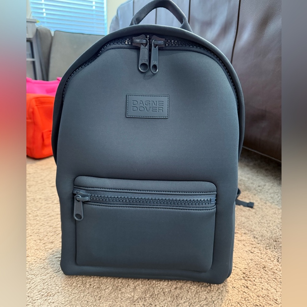 Dagne Dover Dakota size Medium